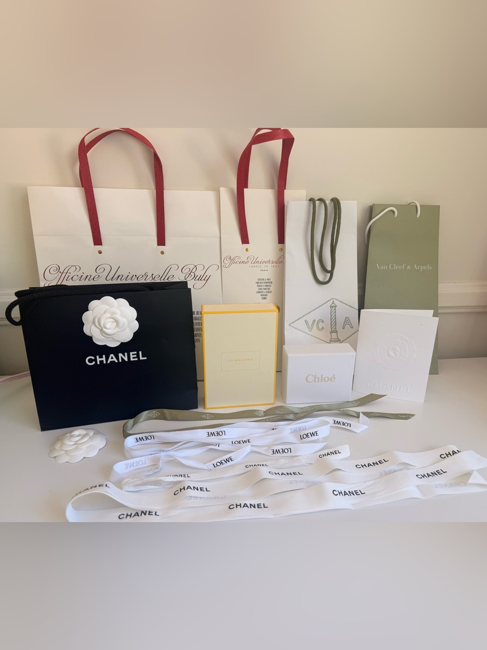 Luxury Designer Shopping Bags, Boxes & Ribbon 🛍️🎁🎀